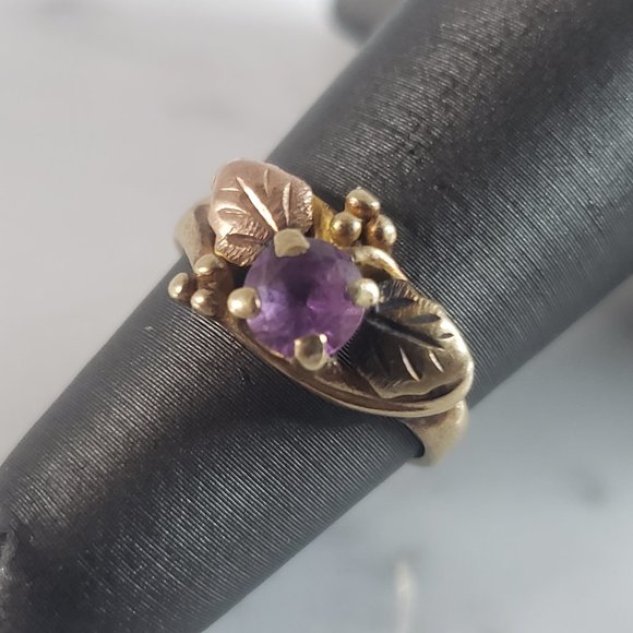 Womens Vintage Estate 10k Gold Amethyst Ring 2.7g E2728